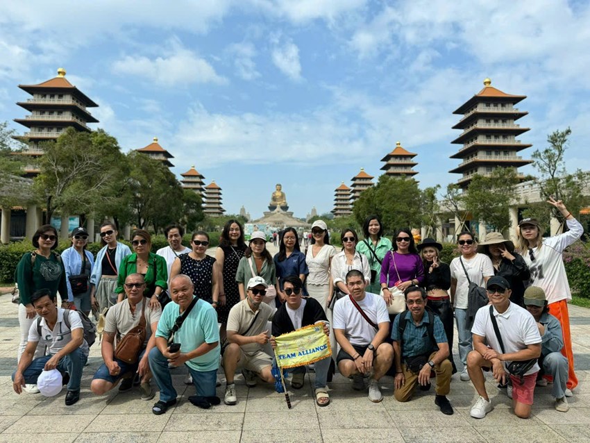 THAM QUAN ĐÀI LOAN : CAO HÙNG-ĐÀI TRUNG-CAO HÙNG 