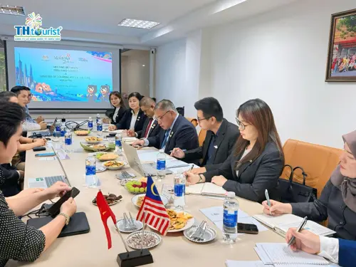 Du Lịch Triều Hảo Hân Hạnh Đón Tiếp Bộ Trưởng Bộ Du Lịch Malaysia